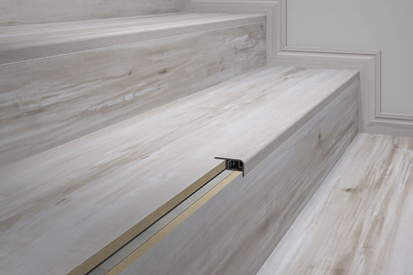 FRONTAL DE ESCADA 2.1M TECNO COR N°16 EUCAFLOOR