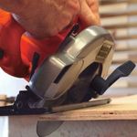 Serra-Circular-Dewalt-7-1-4-1400W-Black-Decker