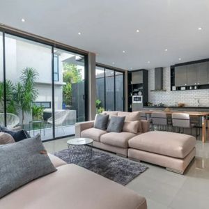 porcelanato (a) retificado/polido dallas 70x70 delta gray - 2553A