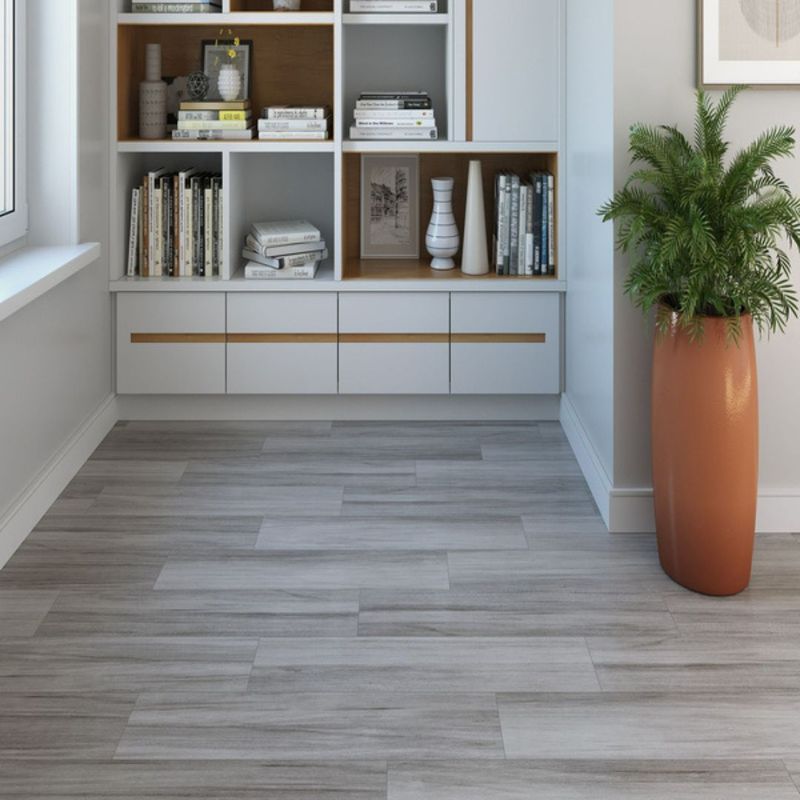 Porcelanato_a_retificado_mate_savana_19x90_cm_fume_10105271