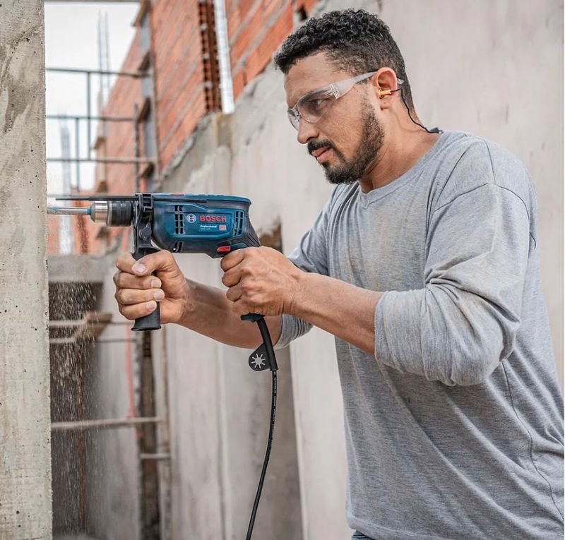 Furadeira_com_maleta_impacto_reversivel_gsb13_750w_127v__bosch_9435432