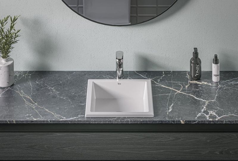 Cuba_SobreporEmbutir_Optica_Pq33_33X33Cm_Roca_Branco__A327A1C000_9312292